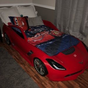 Toddler bed
